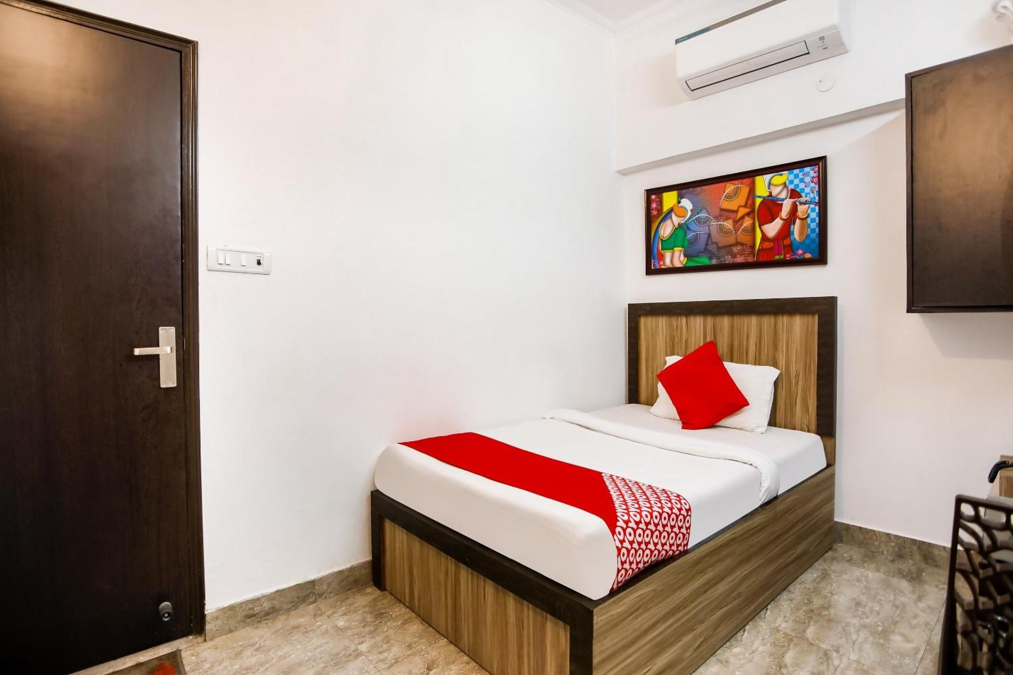 ניו דלהי Hotel O Surya Inn מראה חיצוני תמונה